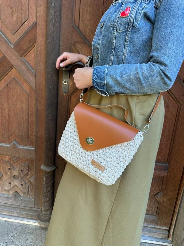Handmade Crochet Crossbody Bag with Leather Details – Oat